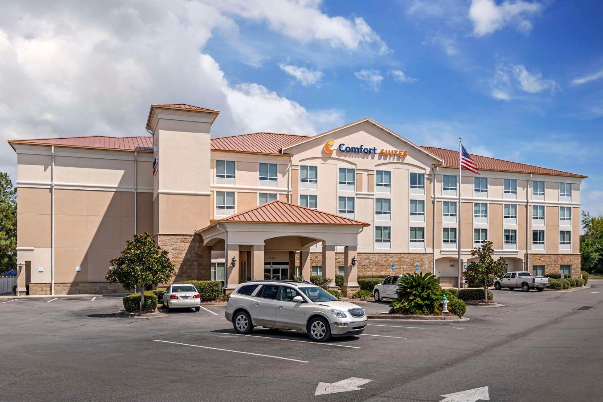 Comfort Suites Valdosta Bagian luar foto